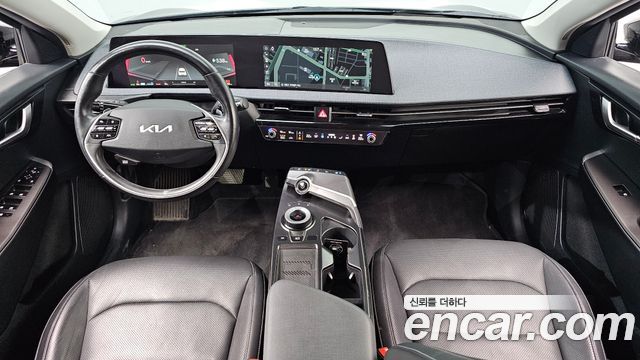 Kia EV6 2022 — photo 10