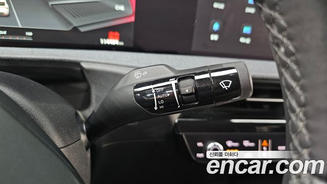Kia EV6 2022 — photo 28