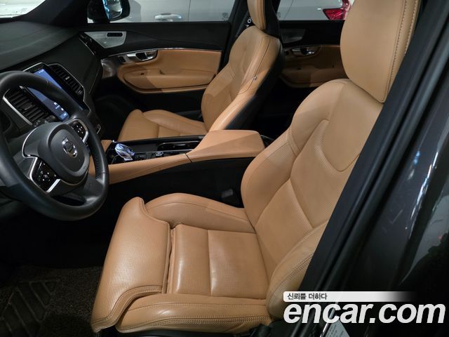 Volvo XC90 2024 — photo 8