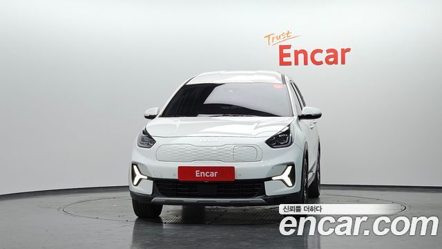 Kia Niro 2023 — photo 3