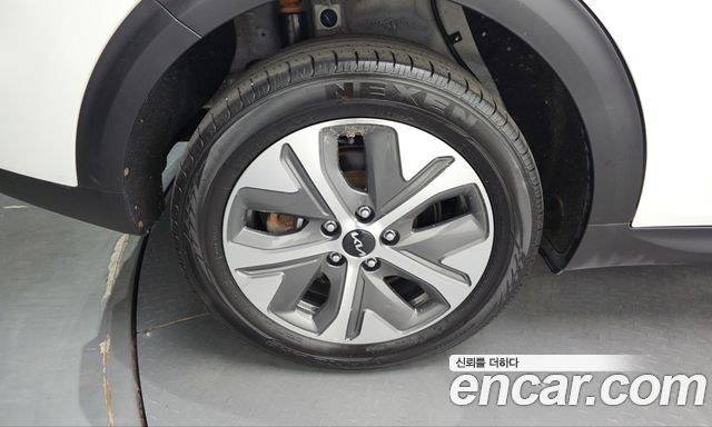 Kia Niro 2023 — photo 5