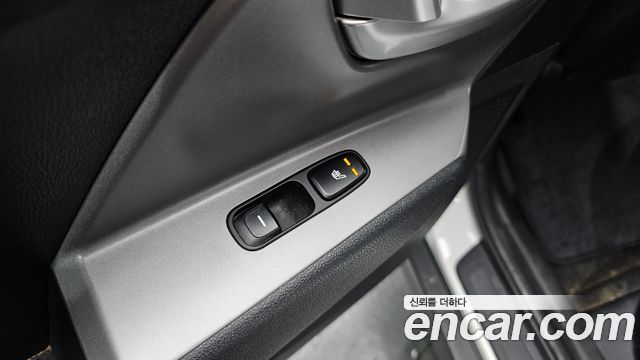 Kia Niro 2023 — photo 29