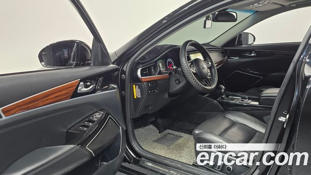 Kia K7 2017 — photo 13