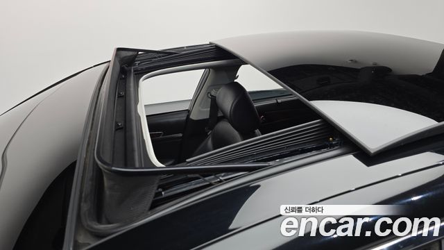 Kia K7 2017 — photo 25
