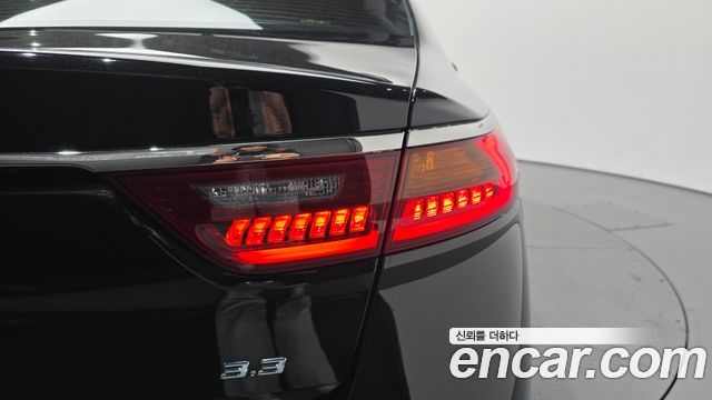 Kia K7 2017 — photo 9