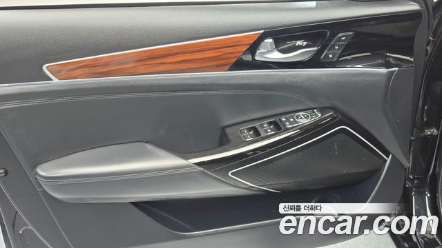 Kia K7 2017 — photo 14