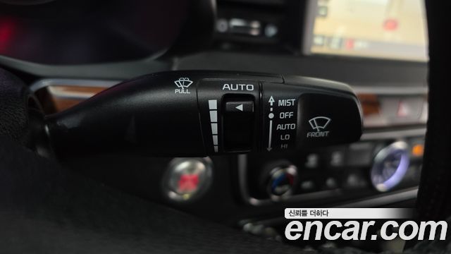 Kia K7 2017 — photo 27