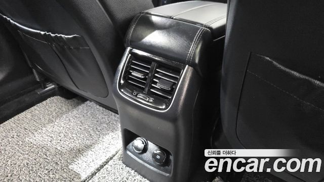 Kia K7 2017 — photo 31