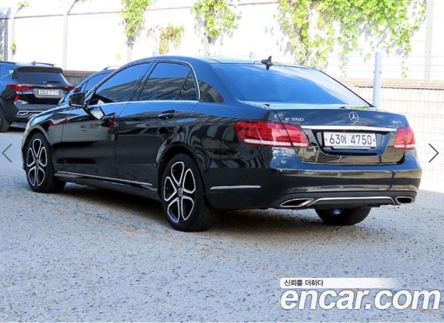 Mercedes-Benz E-Class 2015 — photo 4