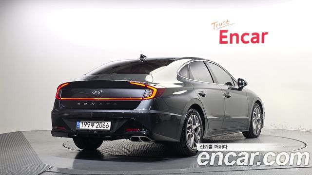 Hyundai Sonata 2021 — photo 2