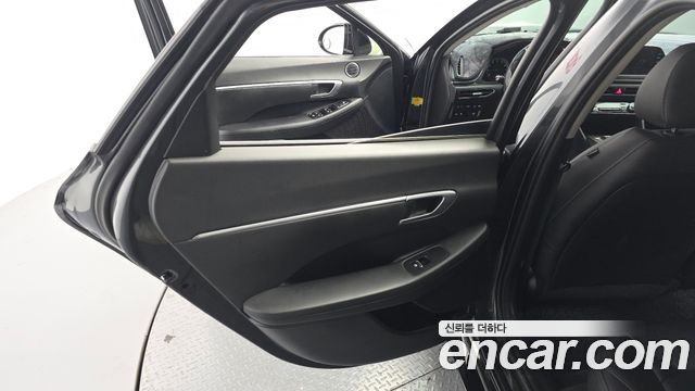 Hyundai Sonata 2021 — photo 15
