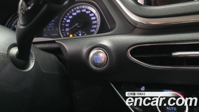 Hyundai Sonata 2021 — photo 28
