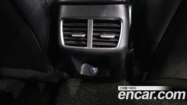Hyundai Sonata 2021 — photo 31