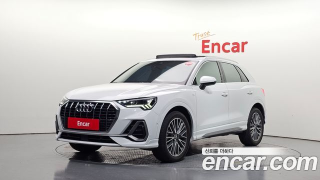 Audi Q3 2022 — photo 1