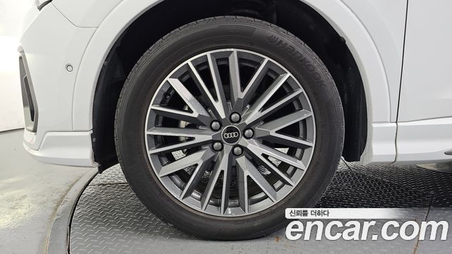 Audi Q3 2022 — photo 5
