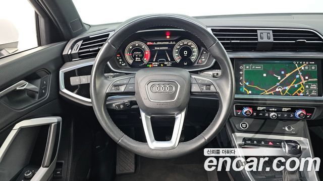 Audi Q3 2022 — photo 20