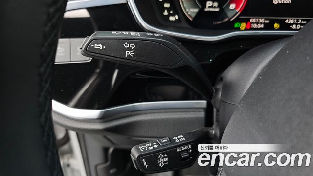 Audi Q3 2022 — photo 23