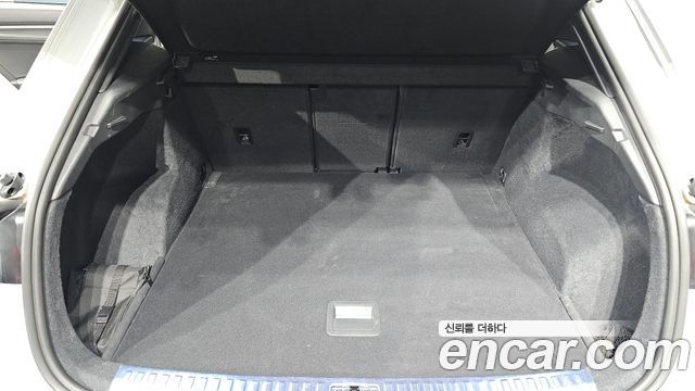 Audi Q3 2022 — photo 27