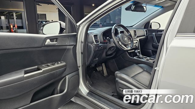 Kia Sportage 2022 — photo 13