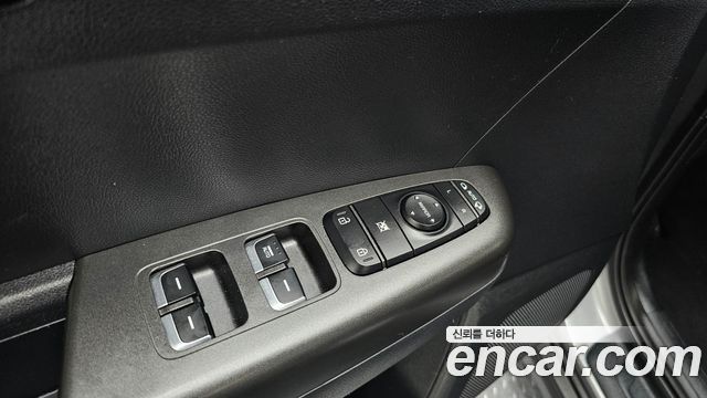 Kia Sportage 2022 — photo 28