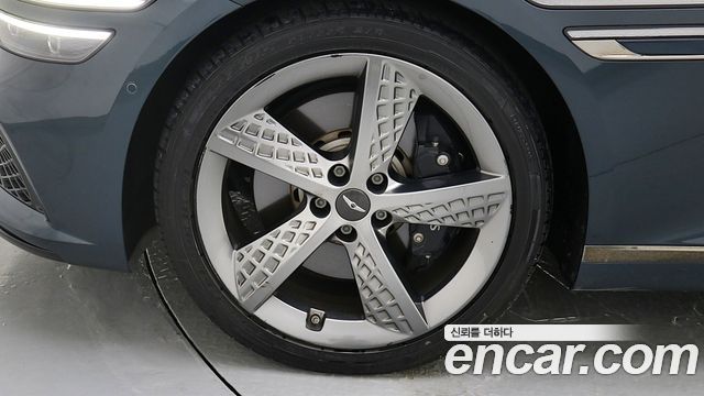 Genesis G80 2022 — photo 5