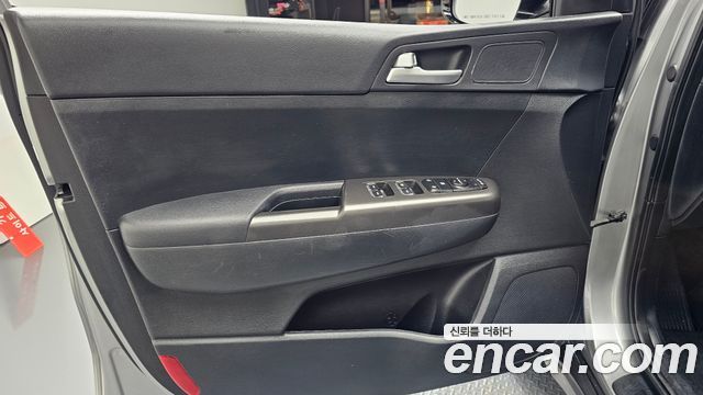 Kia Sportage 2022 — photo 14