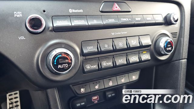 Kia Sportage 2022 — photo 30