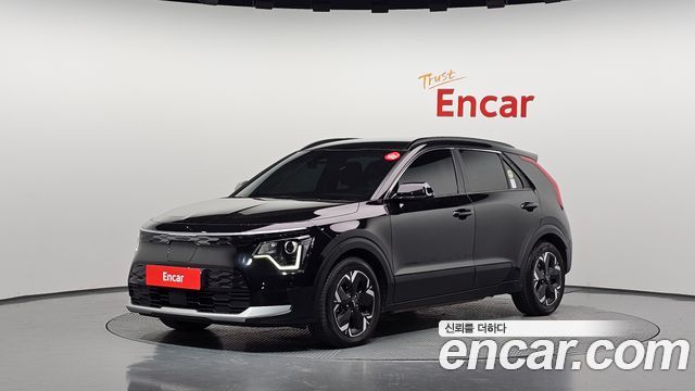 Kia Niro 2023 — photo 1