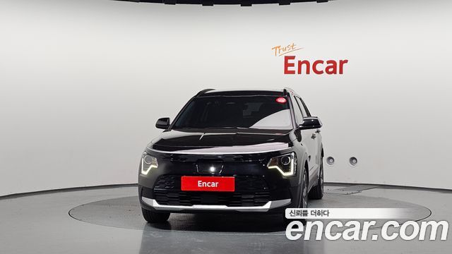 Kia Niro 2023 — photo 2