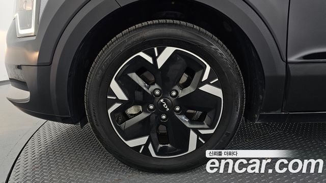 Kia Niro 2023 — photo 5