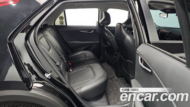 Kia Niro 2023 — photo 11