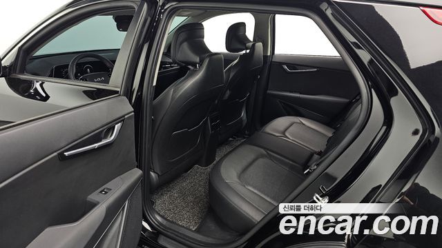 Kia Niro 2023 — photo 12