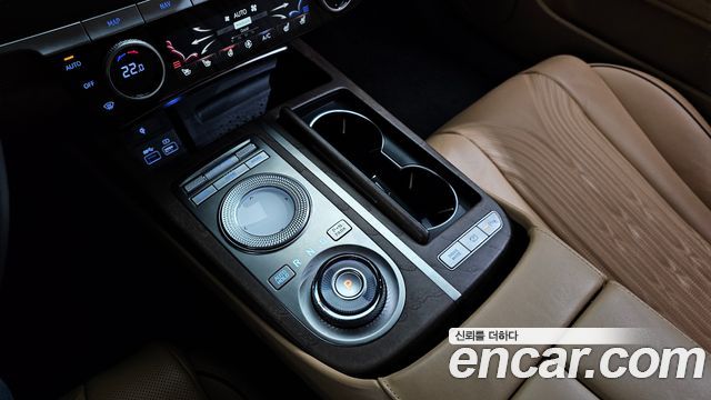 Genesis G80 2022 — photo 12