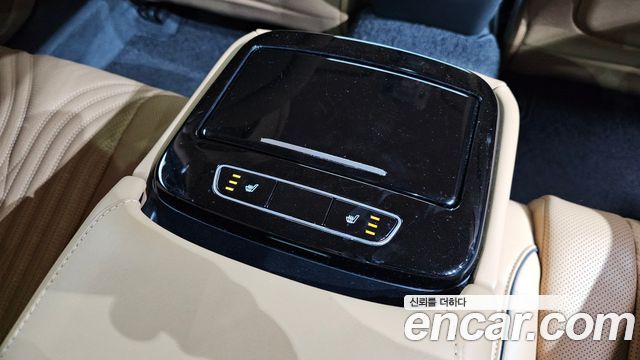 Genesis G80 2022 — photo 25