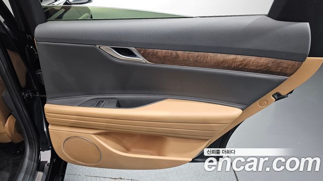 Genesis G80 2022 — photo 15