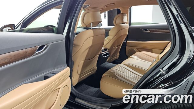 Genesis G80 2022 — photo 16