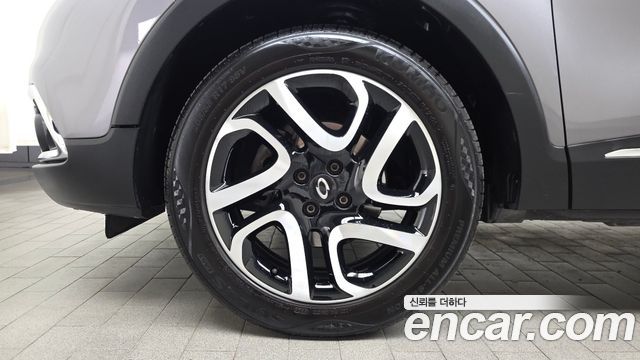 Renault Korea QM3 2016 — photo 5