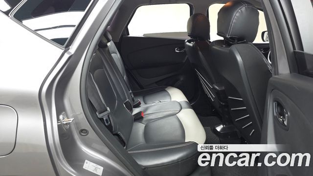 Renault Korea QM3 2016 — photo 17