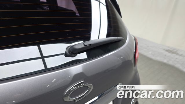 Renault Korea QM3 2016 — photo 25