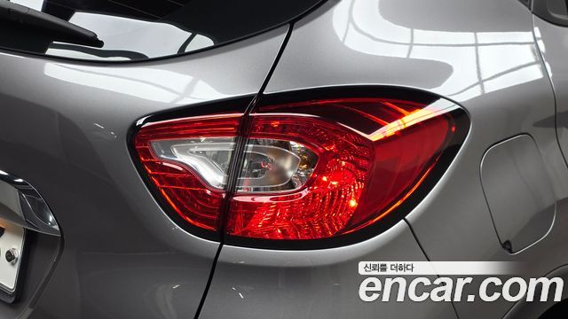 Renault Korea QM3 2016 — photo 9