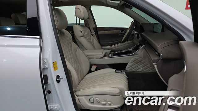 Genesis GV80 2022 — photo 11
