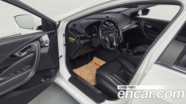 Hyundai Grandeur 2014 — photo 13