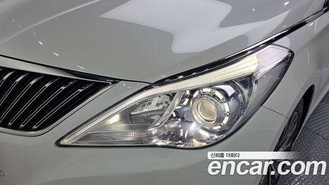 Hyundai Grandeur 2014 — photo 8