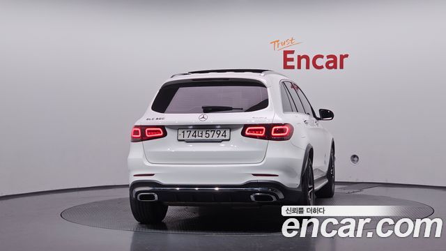 Mercedes-Benz GLC-Class 2022 — photo 4