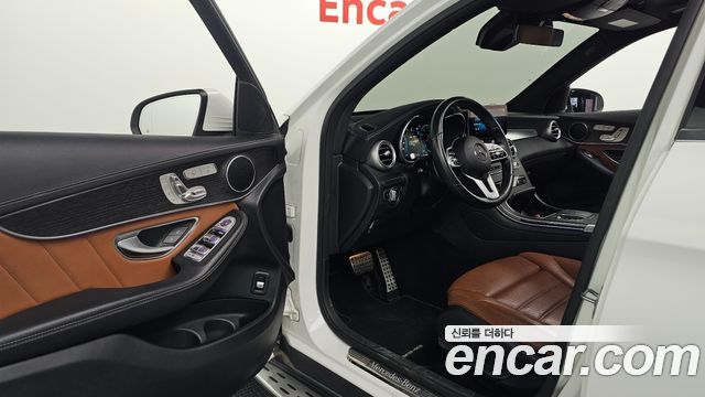 Mercedes-Benz GLC-Class 2022 — photo 10