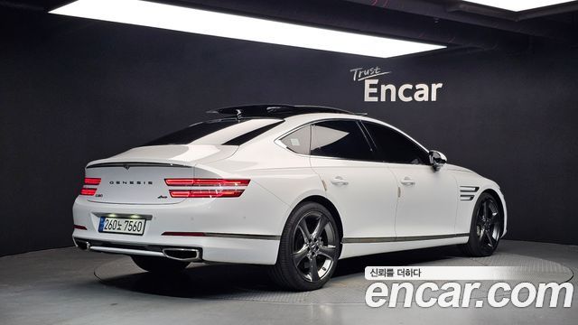 Genesis G80 2022 — photo 2
