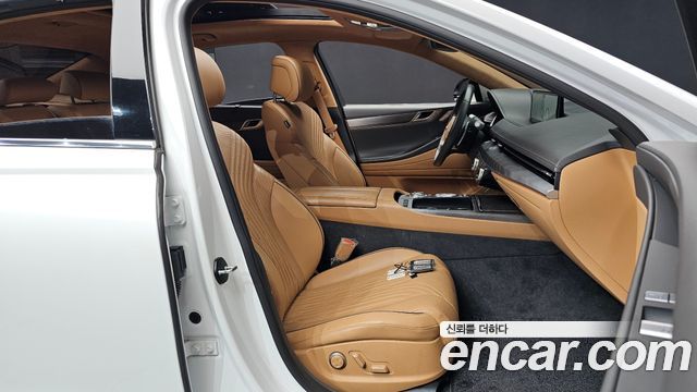 Genesis G80 2022 — photo 11