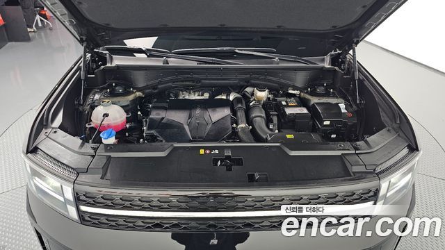 Hyundai Santafe 2025 — photo 6