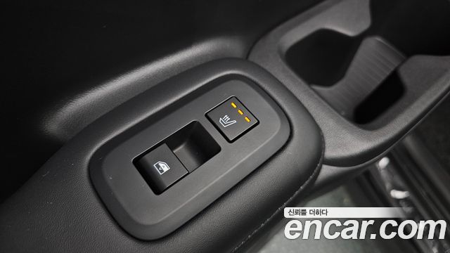 Hyundai Santafe 2025 — photo 36