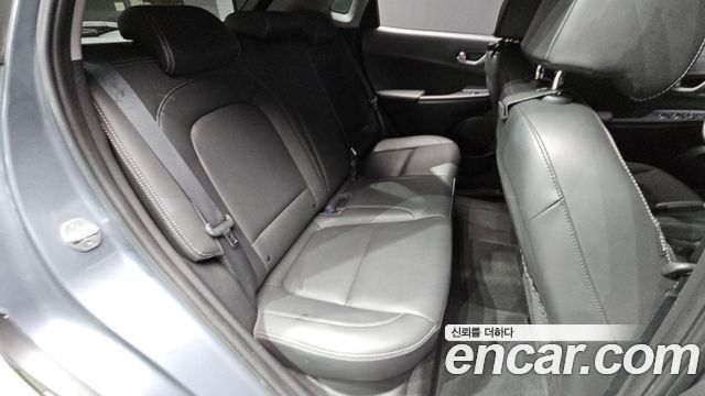 Hyundai Kona 2018 — photo 16